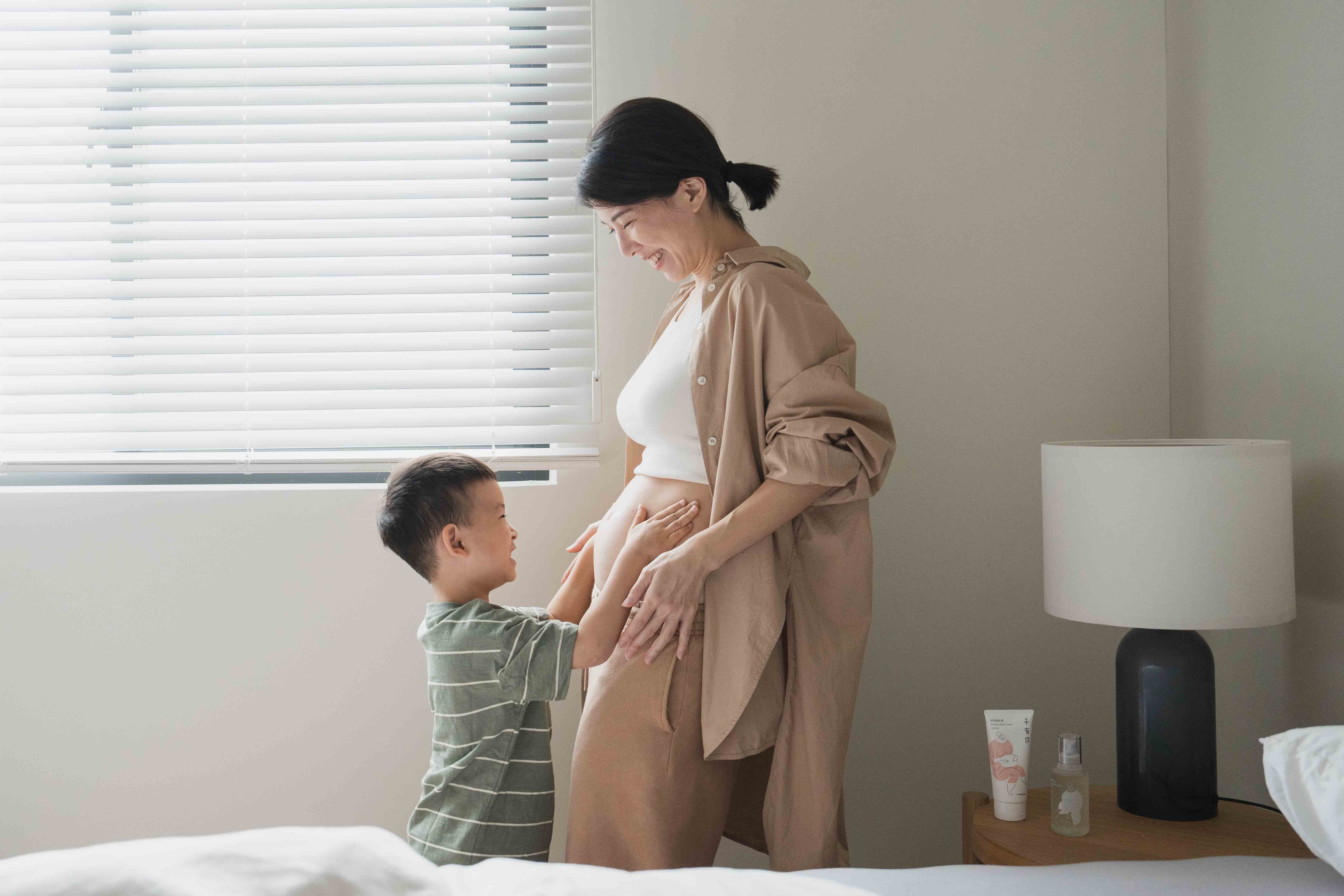 二胎待产孕妈奶油风新房室内除醛？