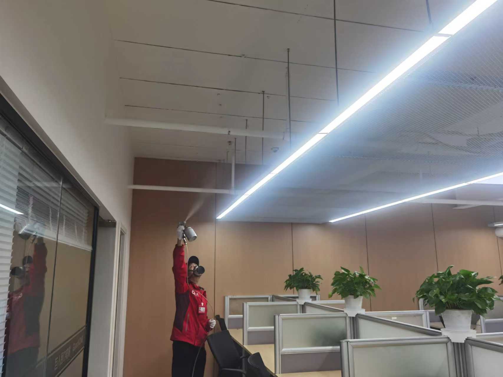 快速除甲醛：紧急入住写字楼，冰虫如何在一夜之间净化千平办公区？